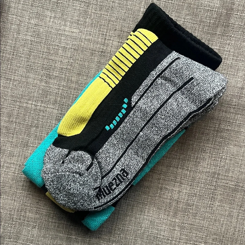2 Pair Muezna Merino Wool Blend Ski Winter Thermal Socks NWT